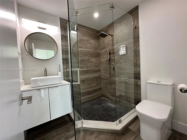 10010 SW 162nd St — Photo 13