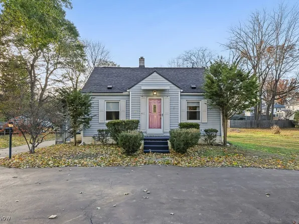 406 S Cleveland Ave, Mogadore, OH 44260