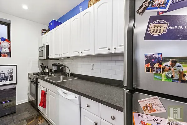 Rented by Halstead Real Estate | media 23