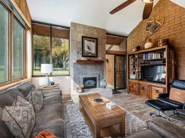 1719 Captain Molly Dr #236, Park City, UT 84060