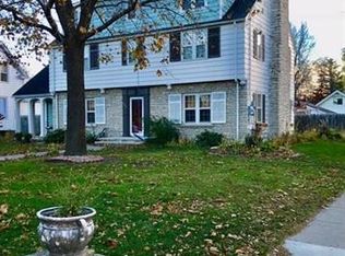 725 5th St SW, Willmar, MN 56201