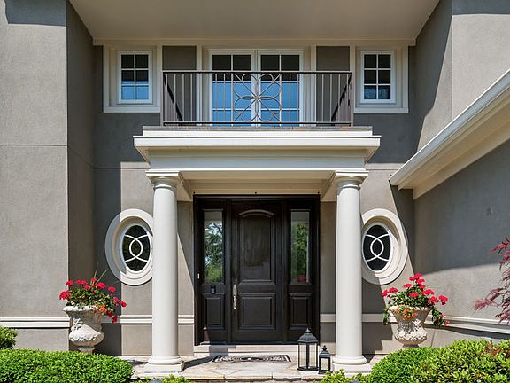 5th image of 2400 Tennyson Ln