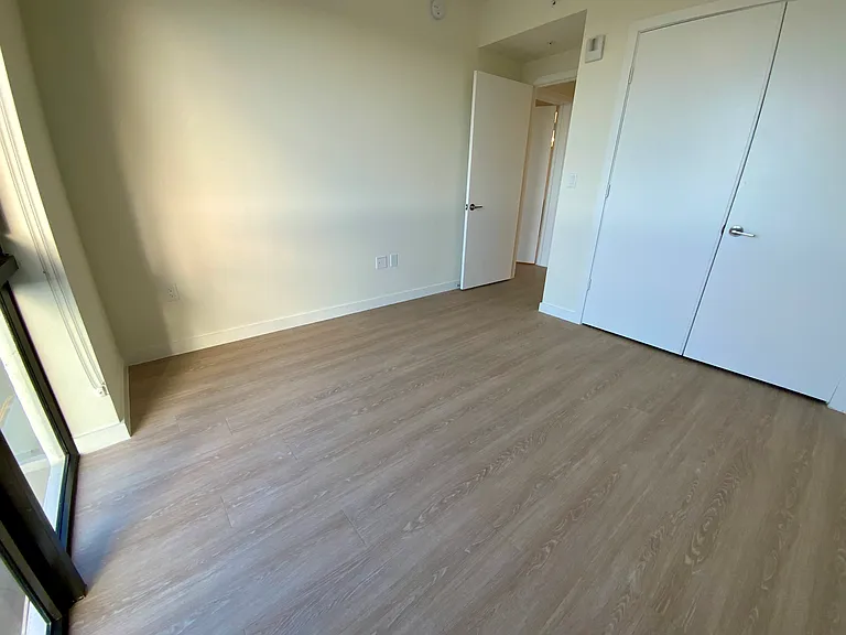 2565 NE 190th St #3 — Photo 14