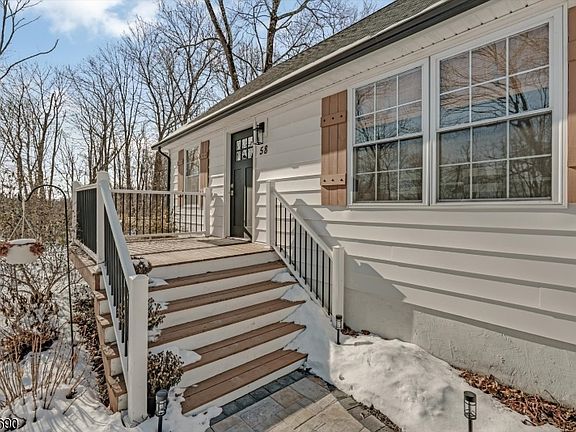 2nd image of 58 Brooklyn Rd