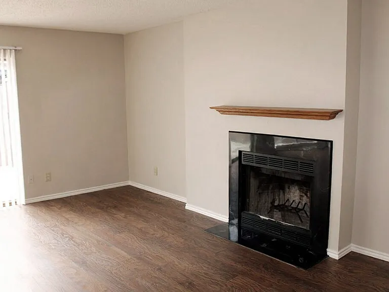 1725 E Grauwyler Rd #138 — Photo 3