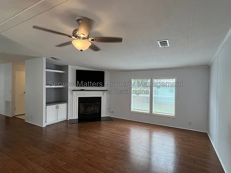 8006 Malone Rd — Photo 4