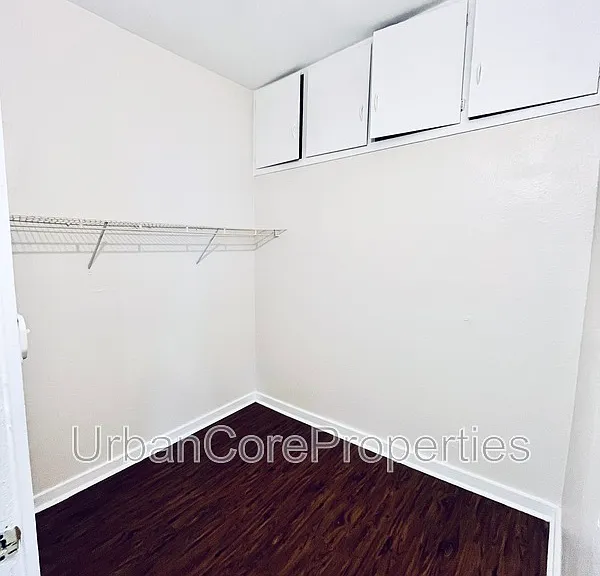 417 4th St N #103 — Photo 10