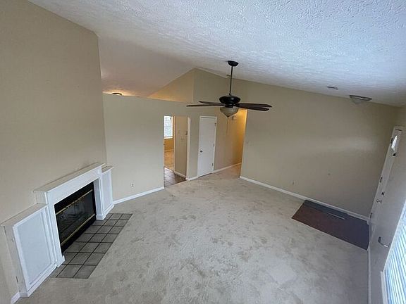 5th image of 4605 Woodbridge Ln