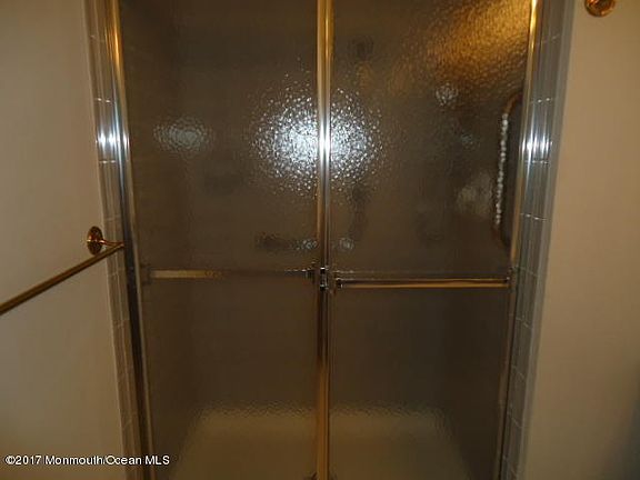 4th image of 8 Appleby Way