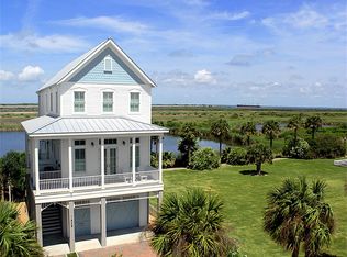 1538 Beachtown Dr, Galveston, TX 77550