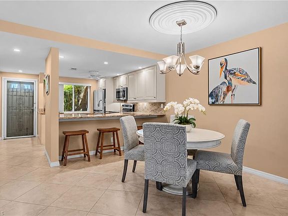 3rd image of 160 Palm DR #5