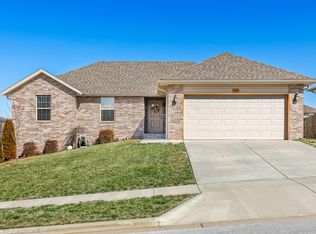 4388 N Katrina Ave, Springfield, MO 65803