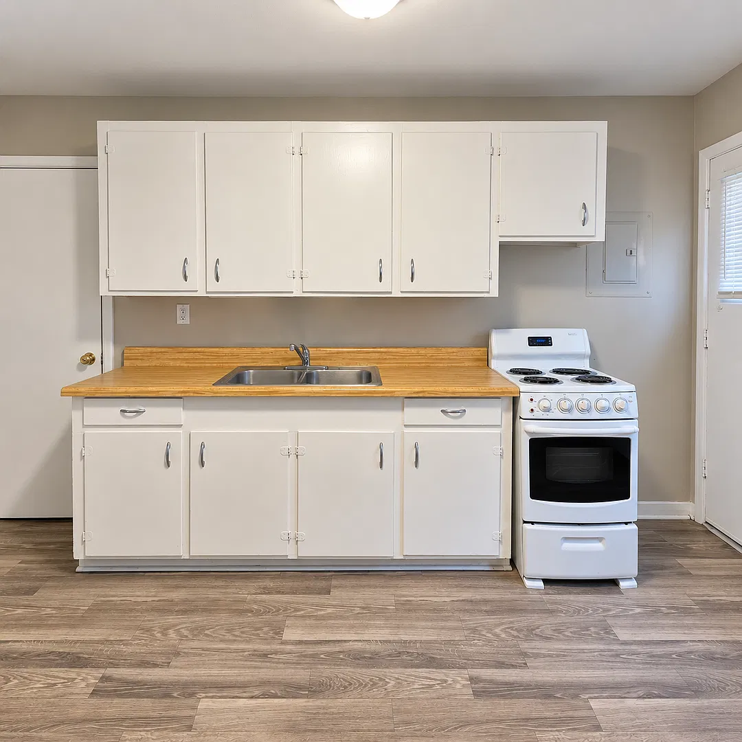 Under New Management! $99 Move In Special! — Photo 4