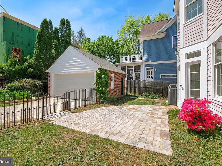 4400 Ridge St — Photo 34