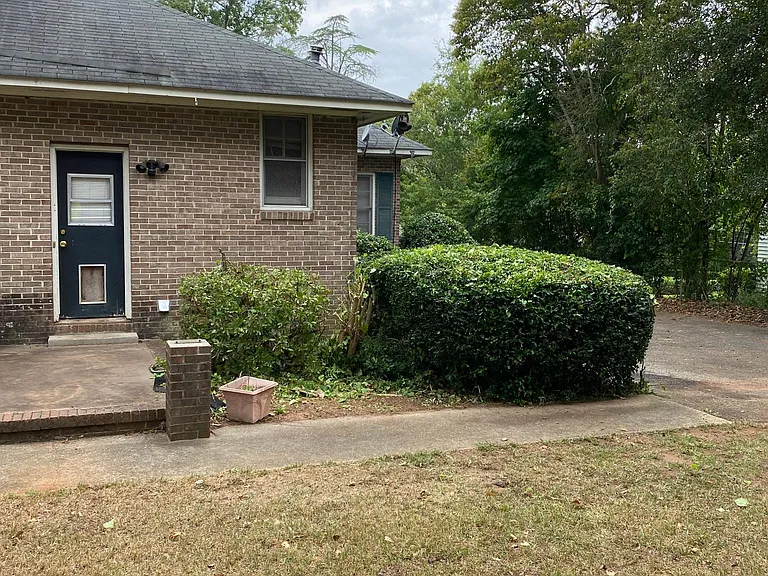 963 Laurel Ave — Photo 14