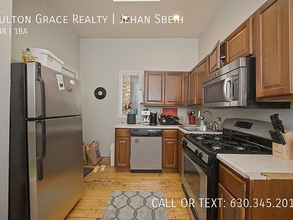 4th image of 2136 N Bissell St #3