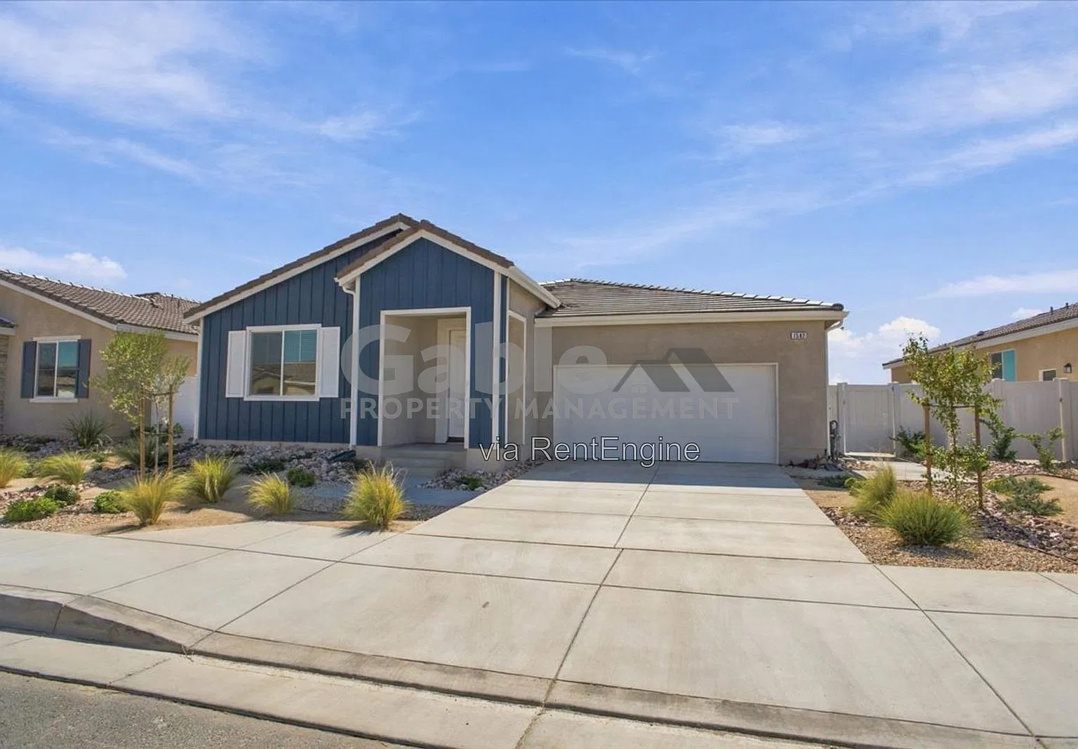 4 bed, 2.0 bath, 1978 sqft, $3,200 — Photo 2
