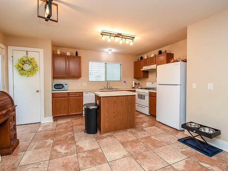 10735 Cobblecreek Way — Photo 9