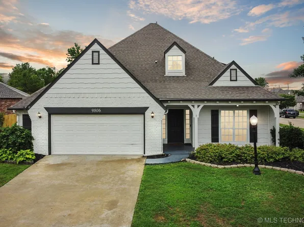 9806 E 92nd St N, Owasso, OK 74055