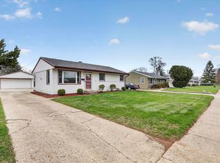 7418 Orion St, Loves Park, IL