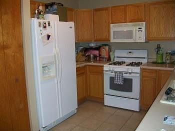 3rd image of 692 Creek Bend Ln