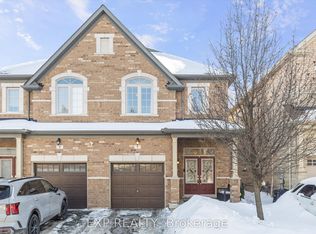 7 Goldthread Ter, Toronto, ON M3H 0B8