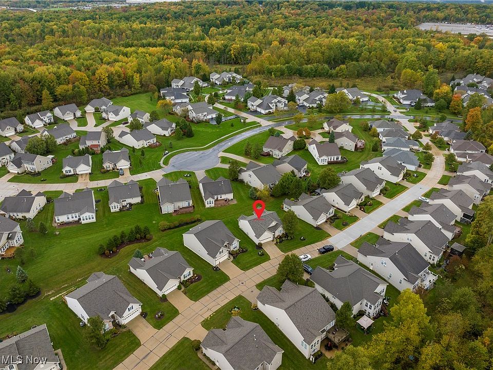 2nd image of 574 Shallow Creek Cir