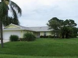 2491 SE Gillette Ave, Port Saint Lucie, FL 34952