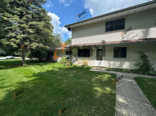 6974 Fillmore Dr, Merrillville, IN 46410