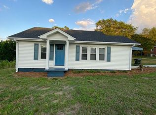 406 Pine St, Greer, SC 29650