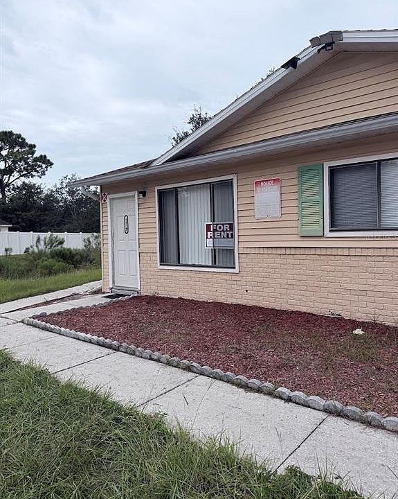 1st image of 8027 Pinehurst Dr