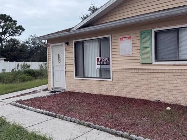 8027 Pinehurst Dr, Spring Hill, FL 34606