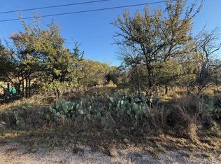 877A W Pine Dr, Marble Falls, TX 78654