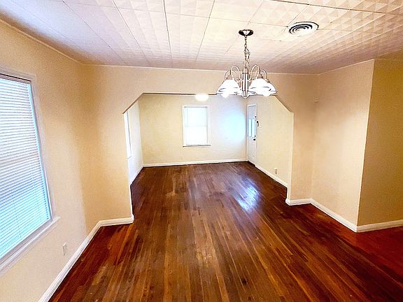 5th image of 3917 Avenue S