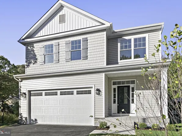 704 Oak Grove Cir, Severna Park, MD 21146
