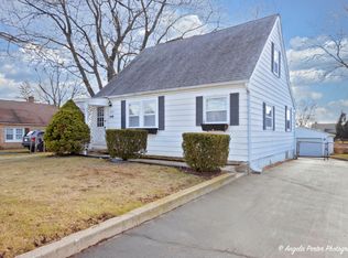 2961 21st Pl, North Chicago, IL 60064