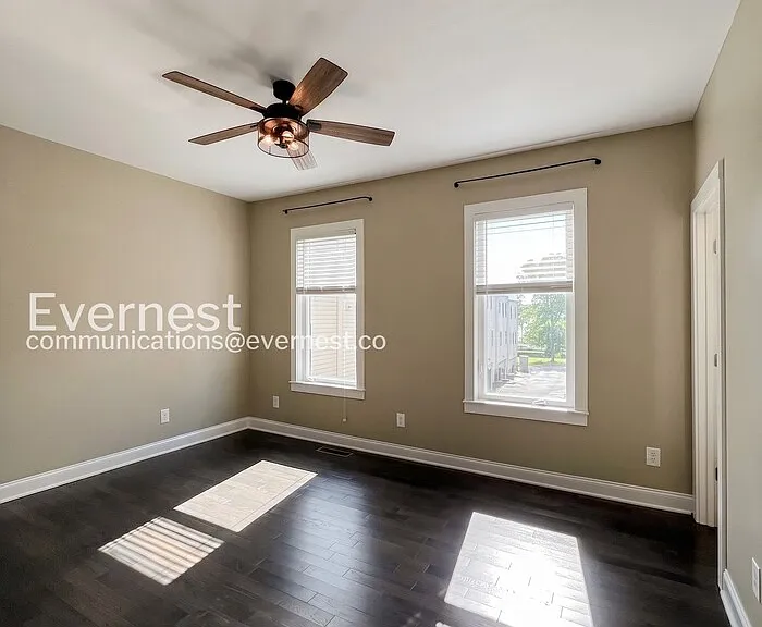 1302A Montgomery Ave — Photo 17