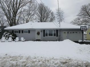 8107 Buena Vista Dr, Rome, NY 13440