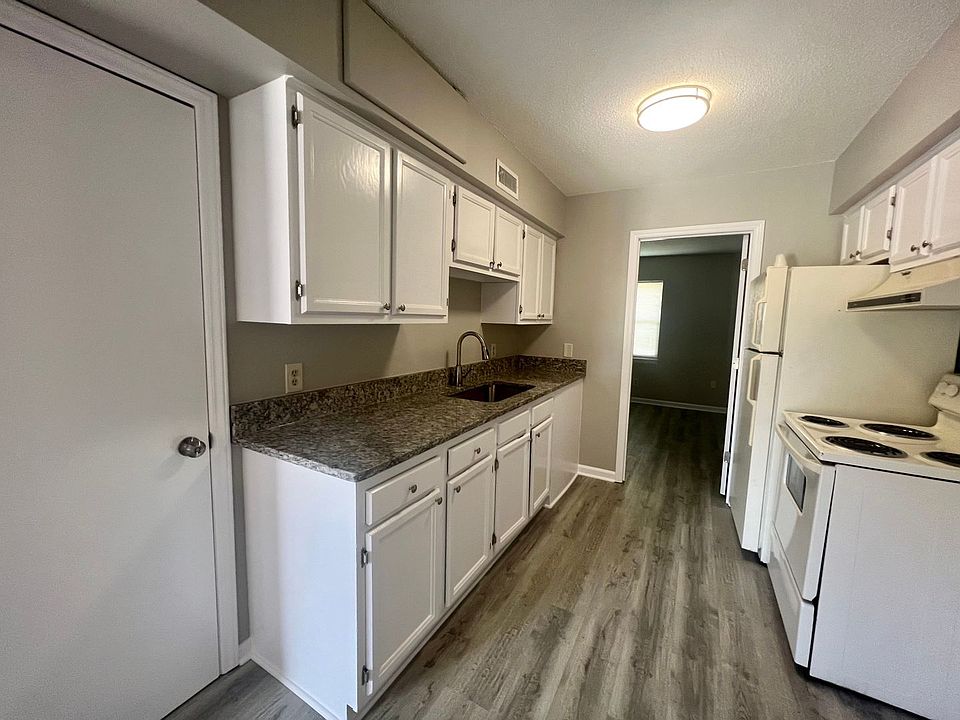 900 E Gilbreath St Graham NC Zillow