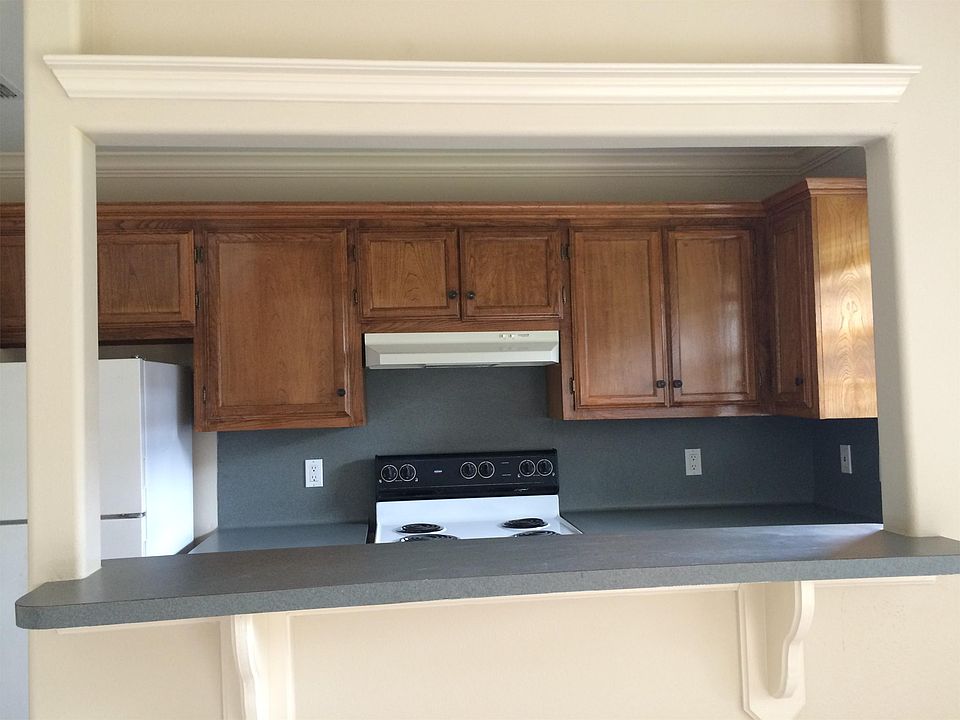 1st image of 1811 W Kuhn St #19