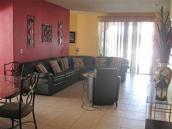 2nd image of 1047 Knollwood Dr