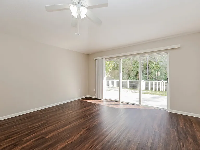 5920 Count Turf Ln — Photo 7