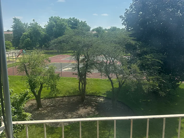 124 E Bailey Rd #L — Photo 7