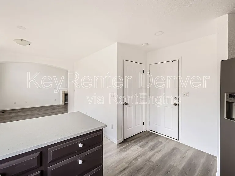12194 Crabapple St — Photo 4