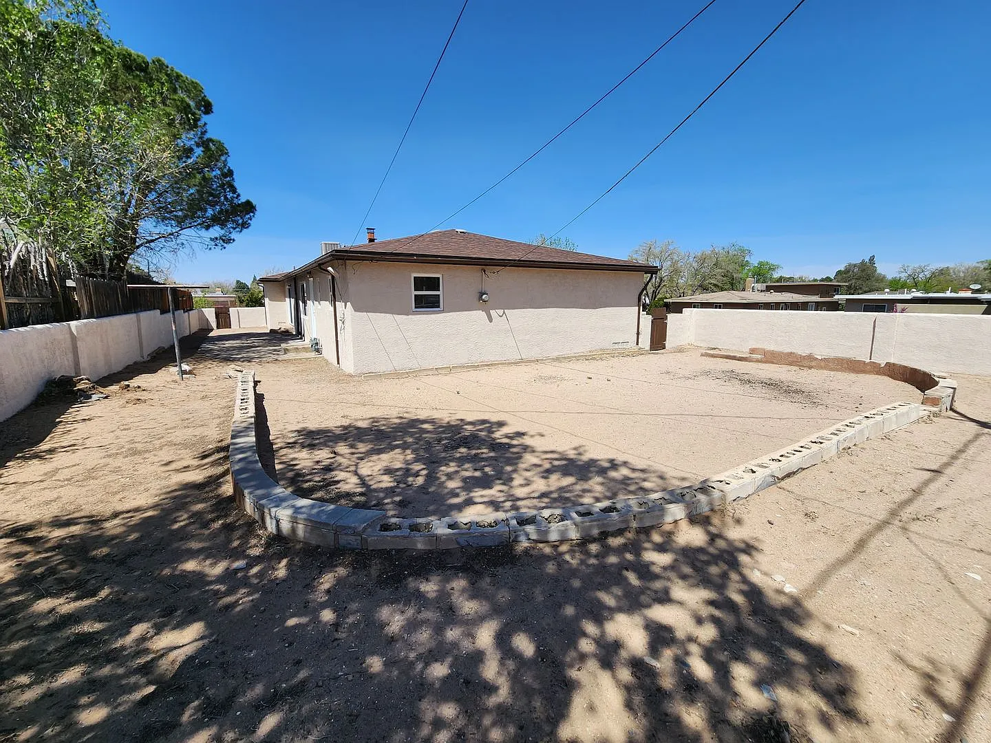 4 bed 2.5 bath — Photo 3