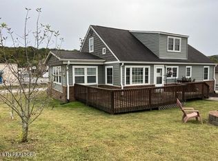 511 1st St, Kingston, TN 37763