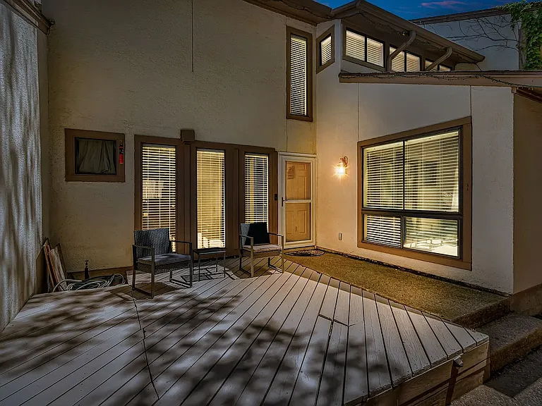 6433 Southpoint Dr — Photo 25