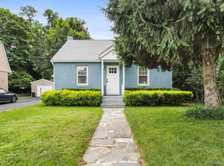 5 W Maple Ave, Suffern, NY 10901