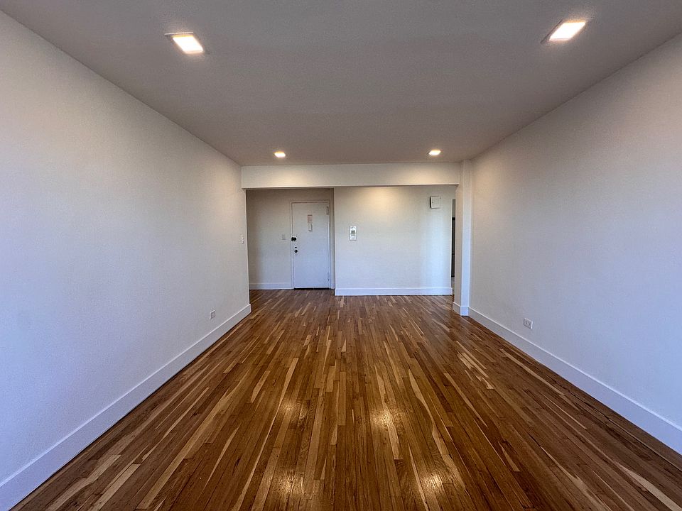 1st image of 3510 150th St APT 4G