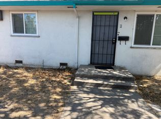 1917 Mayfair Dr W, Fresno, CA 93703
